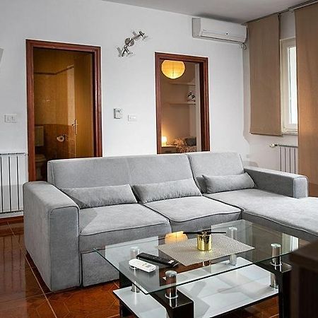 Apartment Orbanic 로비니 외부 사진