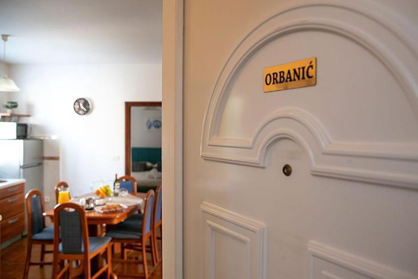 Apartment Orbanic 로비니 외부 사진