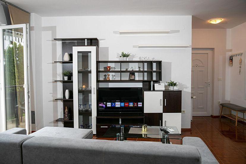 Apartment Orbanic 로비니 외부 사진