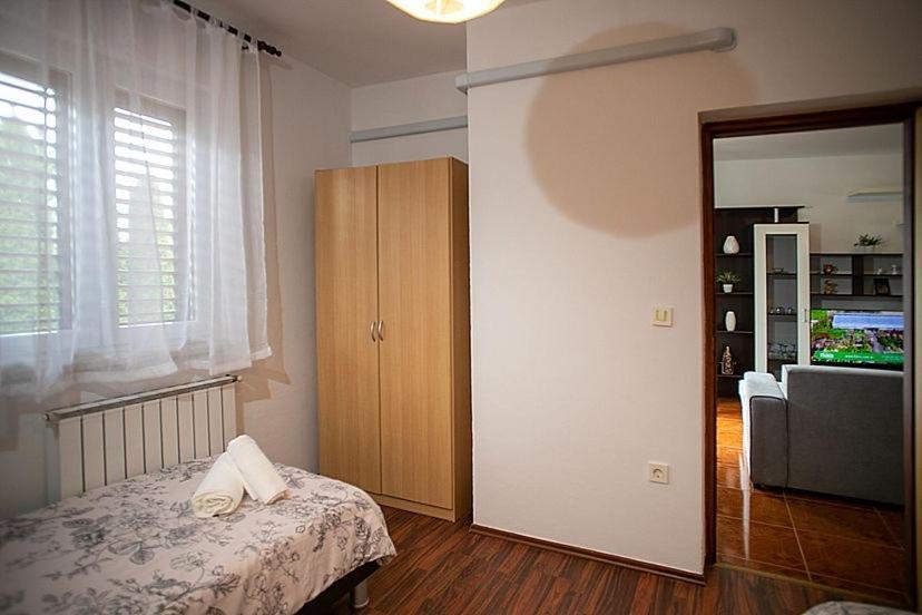 Apartment Orbanic 로비니 외부 사진