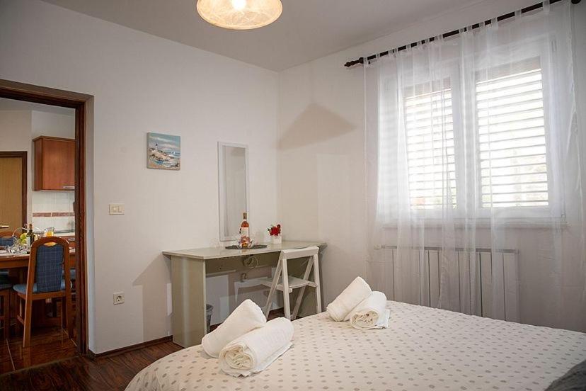 Apartment Orbanic 로비니 외부 사진